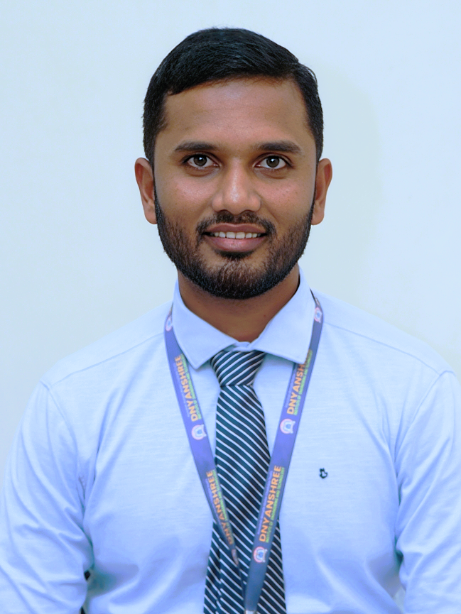 Mr. Naikvadi Ayaj Rafik Profile